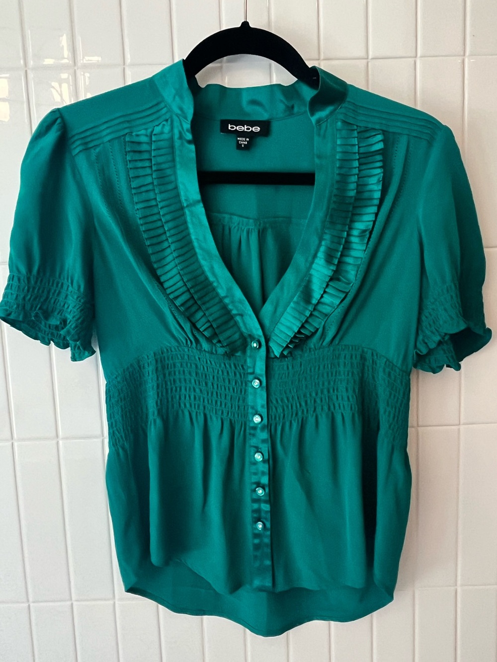 bebe 100% Silk Blouse Teal Jade Puff Sleeve Pintuck Ruffle Smocked Waist Sz S